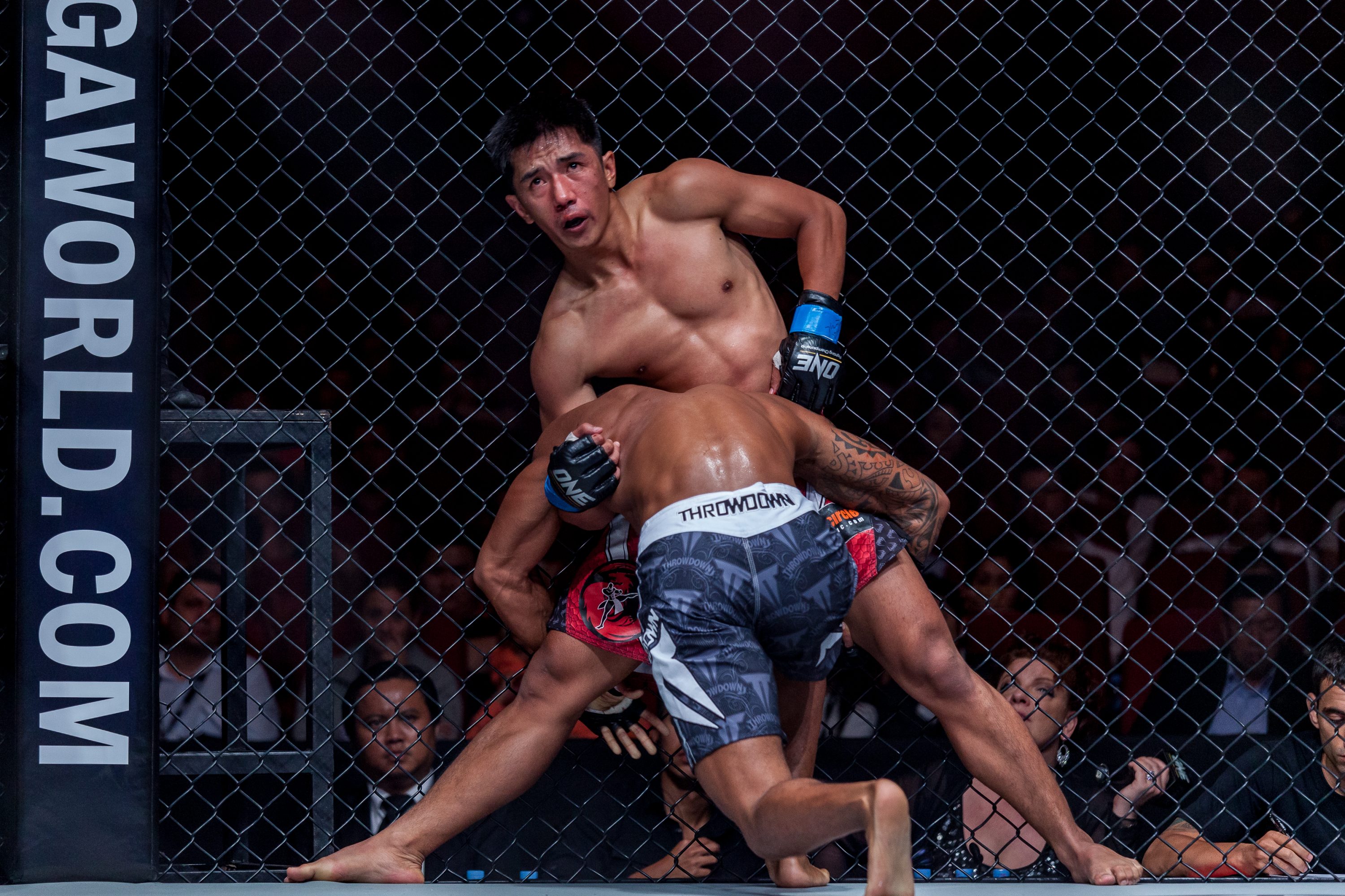 Geje Eustaquio competes against Adriano Moraes in Cambodia